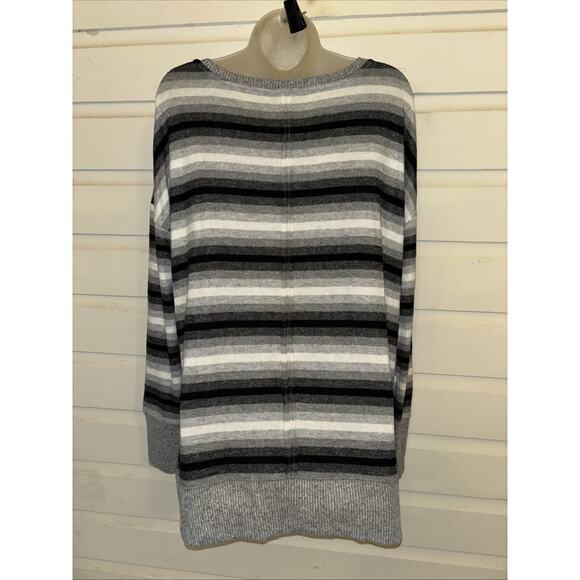 NWT Charlie B Long Sleeve Pullover Sweater Size L - Picture 6 of 9